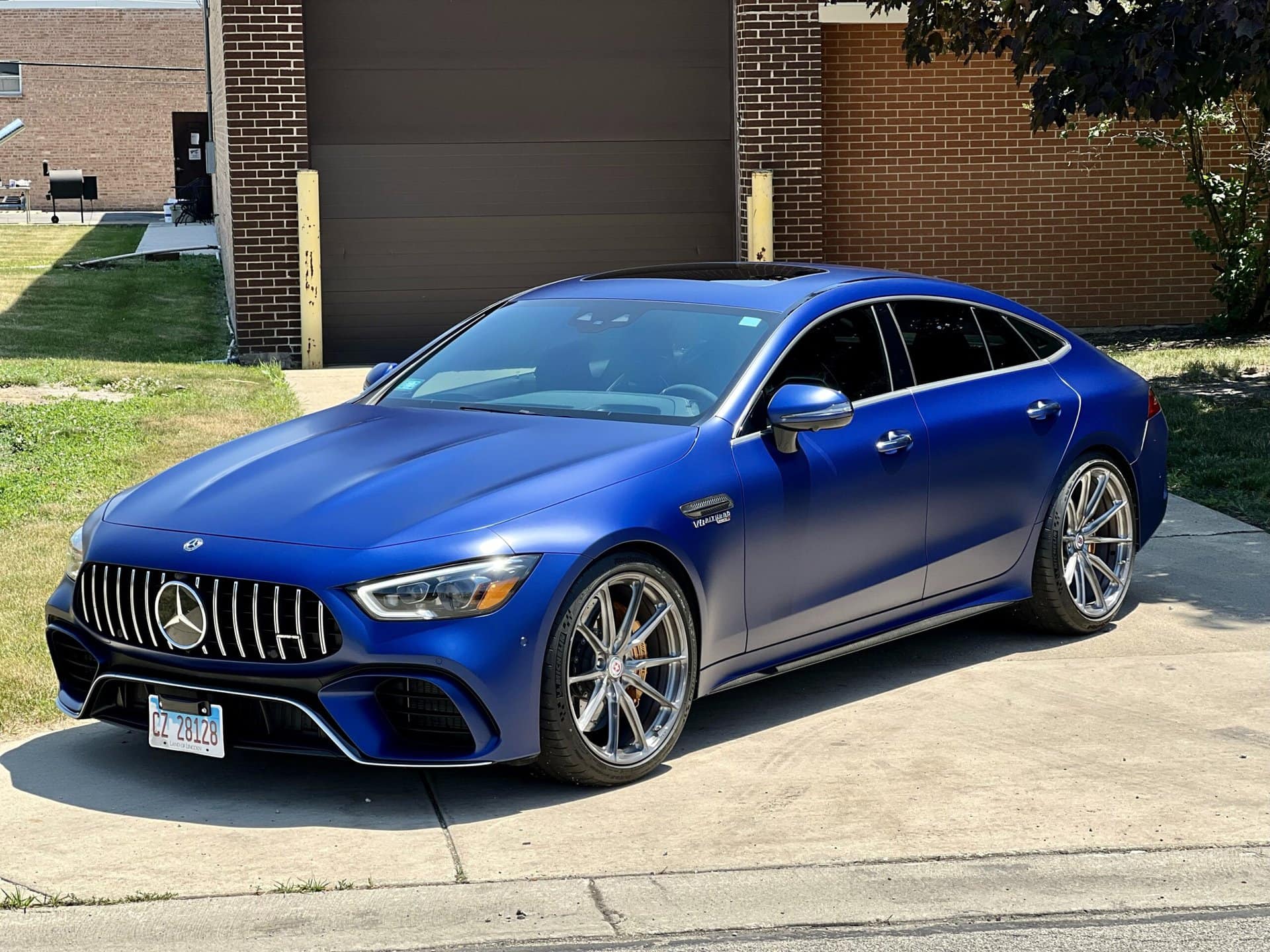 blue car